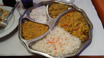 Le Tripura food