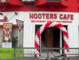 Hooters Cafe menu