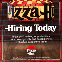 Pizza Hut outside