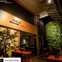 Banzai Lounge inside
