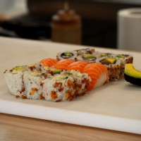 Poke Sushi Bowl food