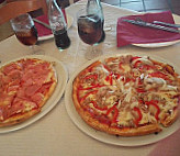 Pizzeria Teo food