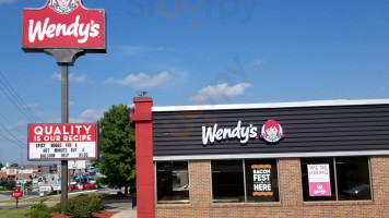 Wendy's outside