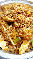Pinn-To Thai Food food