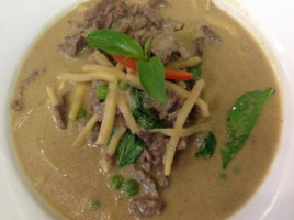 Chang Noi's Thai Cuisine food