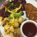 La Fontaine Fleurie food