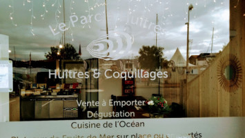 Le Parc A Huitres food