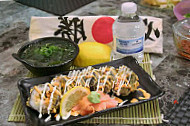 Roll & Rock Sushi Station food