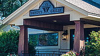 Vandy's Grille outside