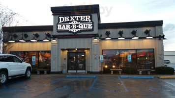 Dexter -b-que food