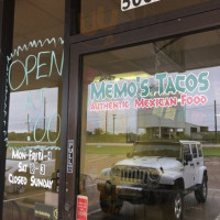 Tacos Memo's outside