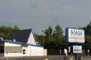 Chip's Hamburgers Of Wisconsin Rapids outside
