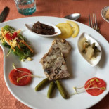 Auberge de l'Ivery food