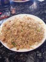 Lucy's Chinese Food food