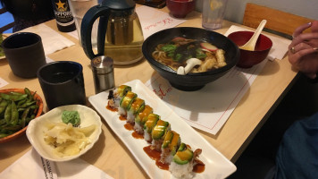 Sushi Umi food