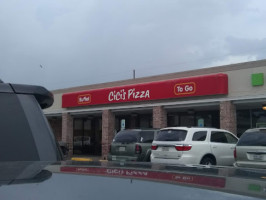Cici's Pizza outside