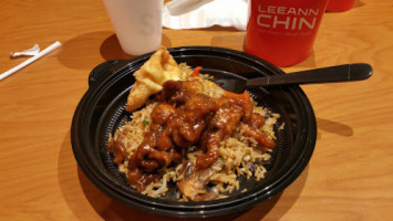 Leeann Chin's Chinese Cuisine food