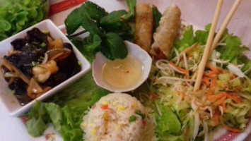 Thanh-quang Nguyen food