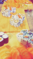 Sen'do Sushi food