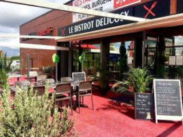 Delicosy Bistrot outside