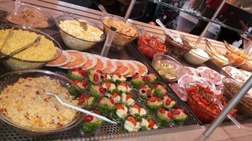 Cafeteria Casino Relais Total du Caylar food