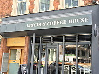 Lincoln Coffee House outside