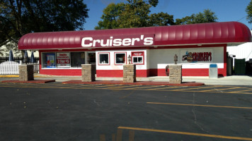 Cruiser's Drive Thru food
