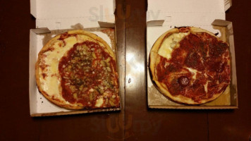 Vitale's And Pizzeria food