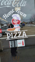 Home Town Pizza outside