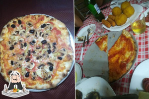 Pizzeria Liguori food