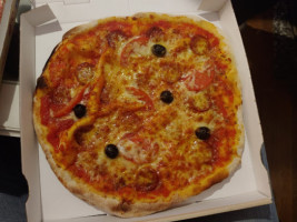 Allo Pizza food