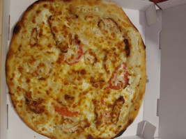 Allo Pizza food