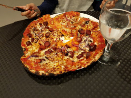 Pizzeria Corleone food