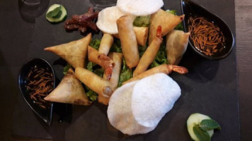 Petit Bangkok food
