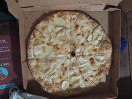 Pizza Gisou food