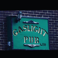 Gaslight Pub food