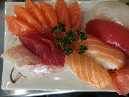 Sushi Ba Vanves food