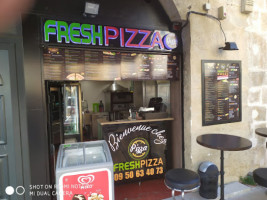 Fresh Pizza inside