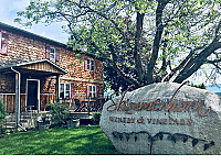 Skimmerhorn Winery and Vineyard outside