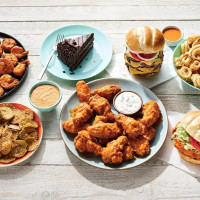 Hooters food