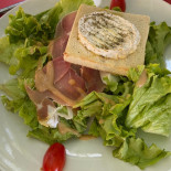 Chez Le Père Chaussy food