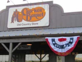 Cracker Barrel Old Country Store inside