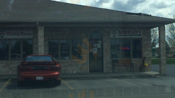 Aurelio's Pizza outside