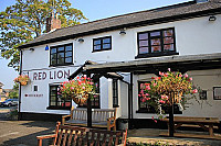 Red Lion Penyffordd outside