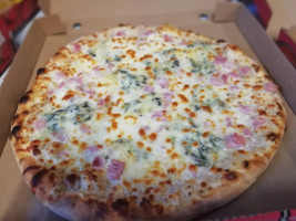 Pizza De Crussol-pizzas Artisanales à Emporter food