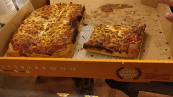 Little Caesars Pizza food