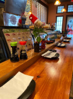 Sushi Oishii inside