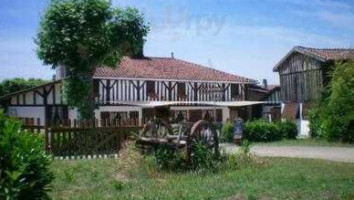 Auberge Du Lavoir inside