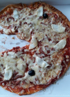 Pizza Del Plassac food