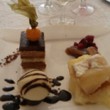 Des Balmes Le Tahiti food